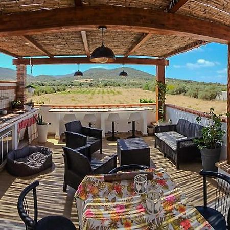 Bed and Breakfast Mari & Monti Giba Экстерьер фото